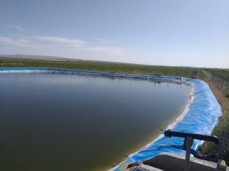 اجرای استخر ذخیره آب کشاورزی